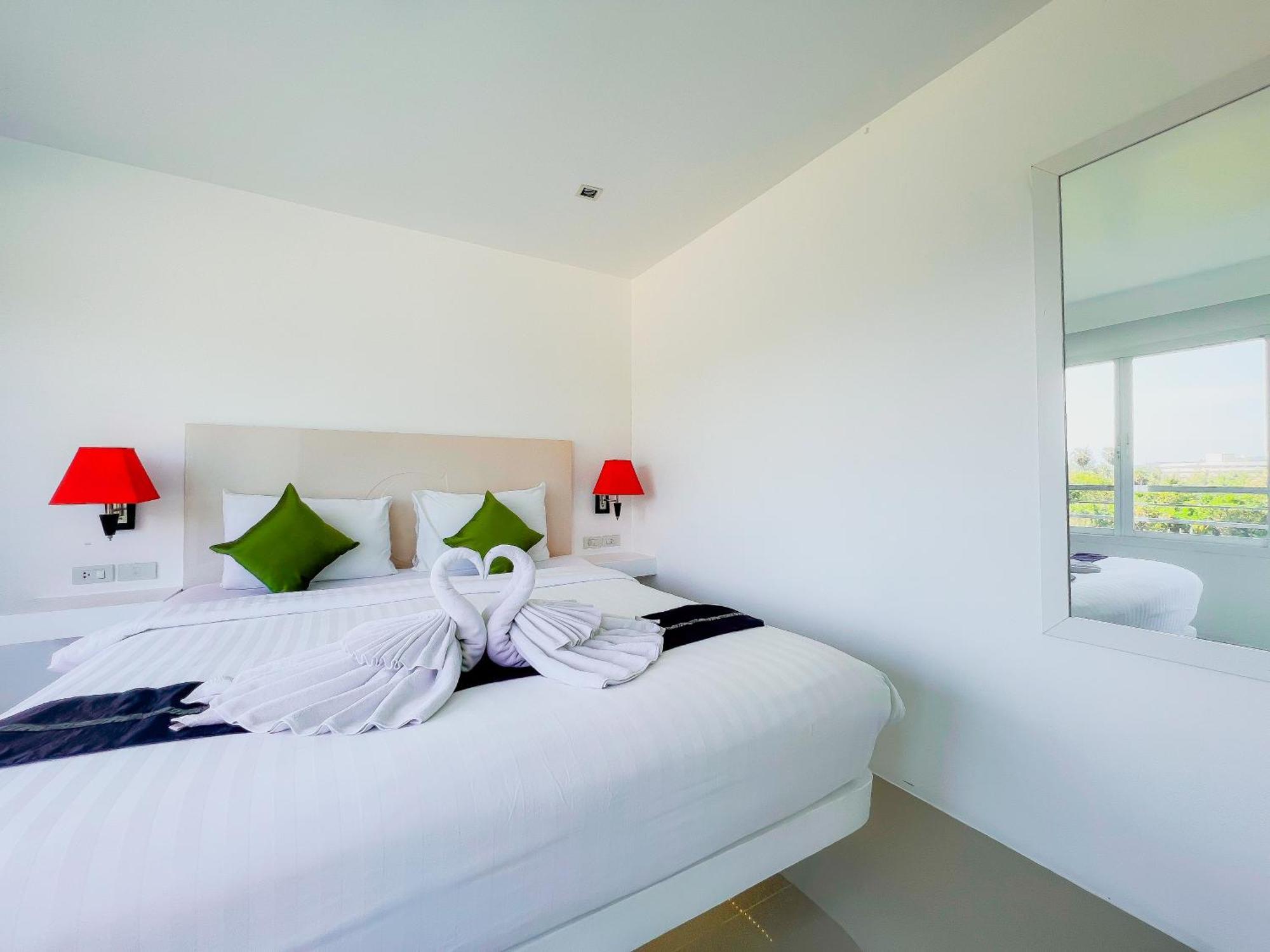 Grand Sunset Hotel Phuket Karon Extérieur photo
