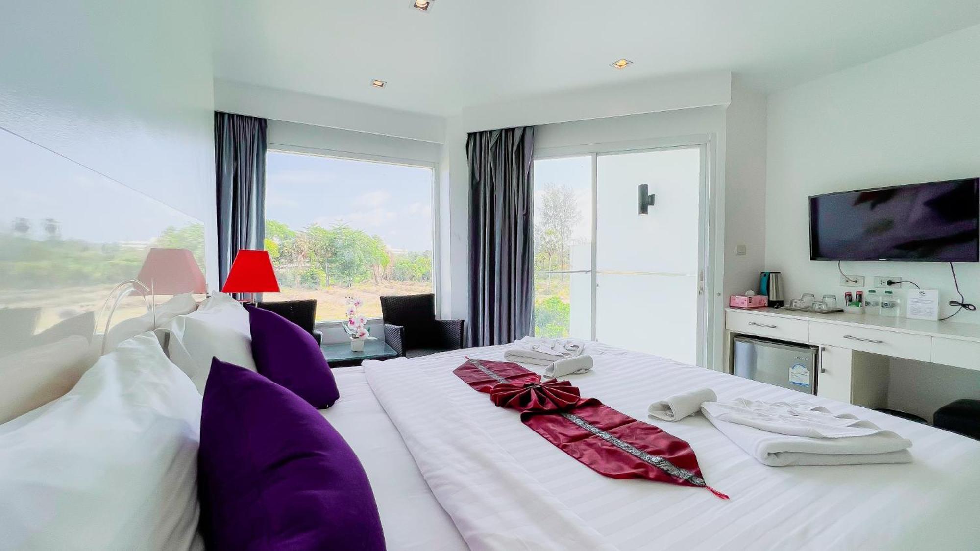 Grand Sunset Hotel Phuket Karon Extérieur photo